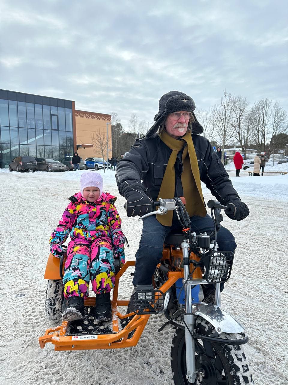 В Нарва-Йыэсуу прошёл праздник ко Дню независимости Эстонии - 6