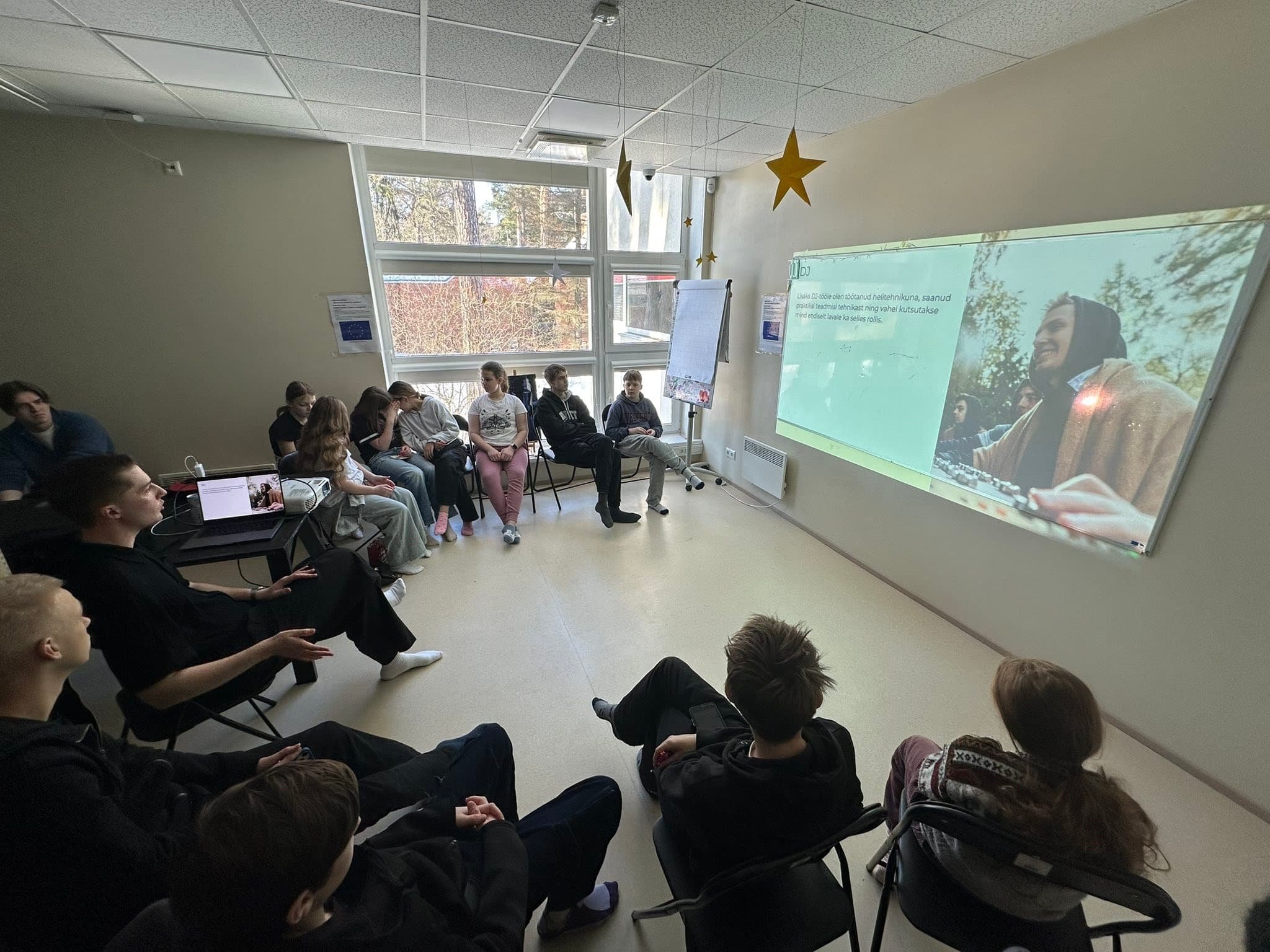 Narva-Jõesuu noortekeskuses toimus sari "3 õhtut - 3 lugu" - 20