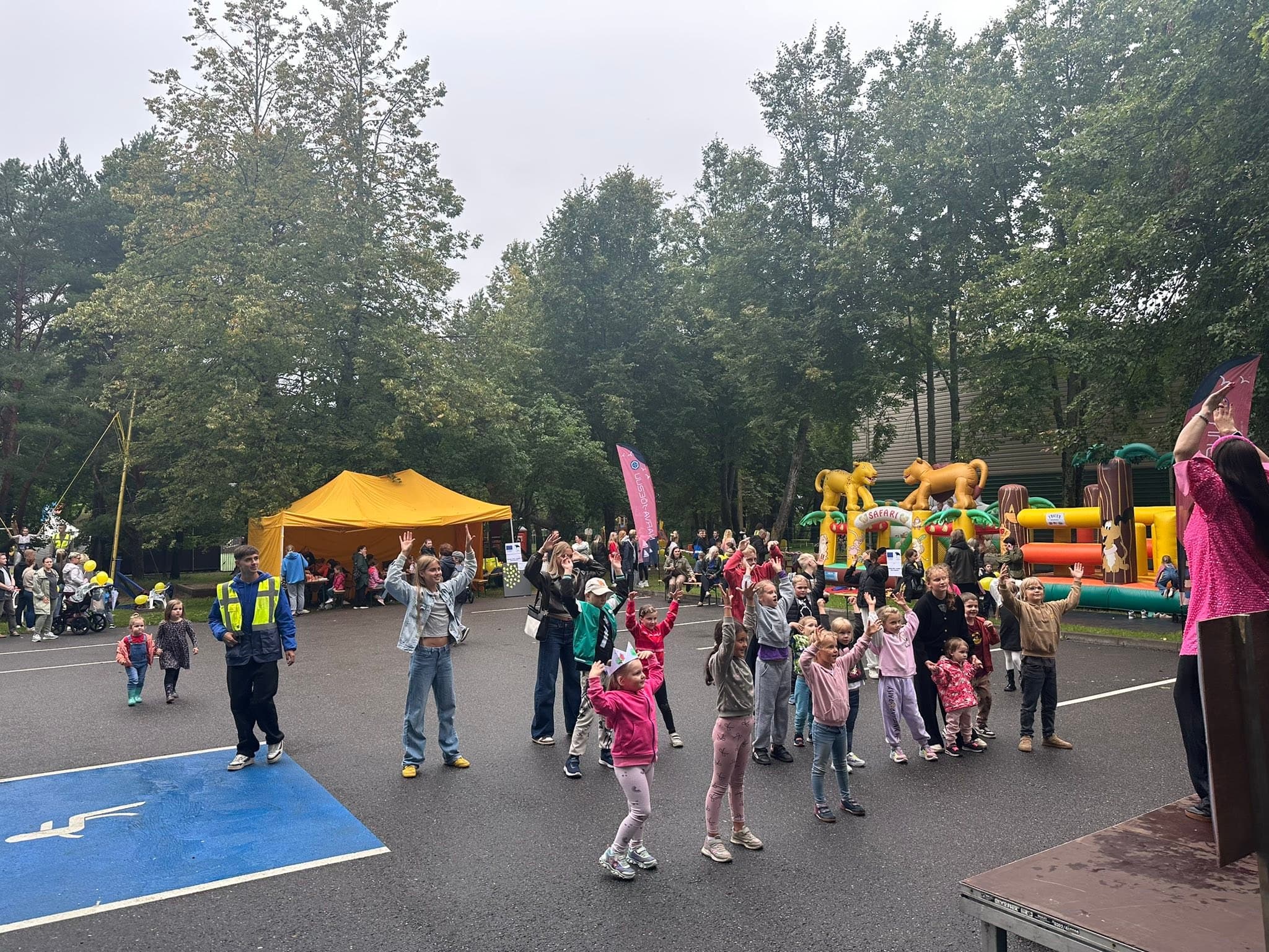 A large family day took place near Narva-Jõesuu school - 2