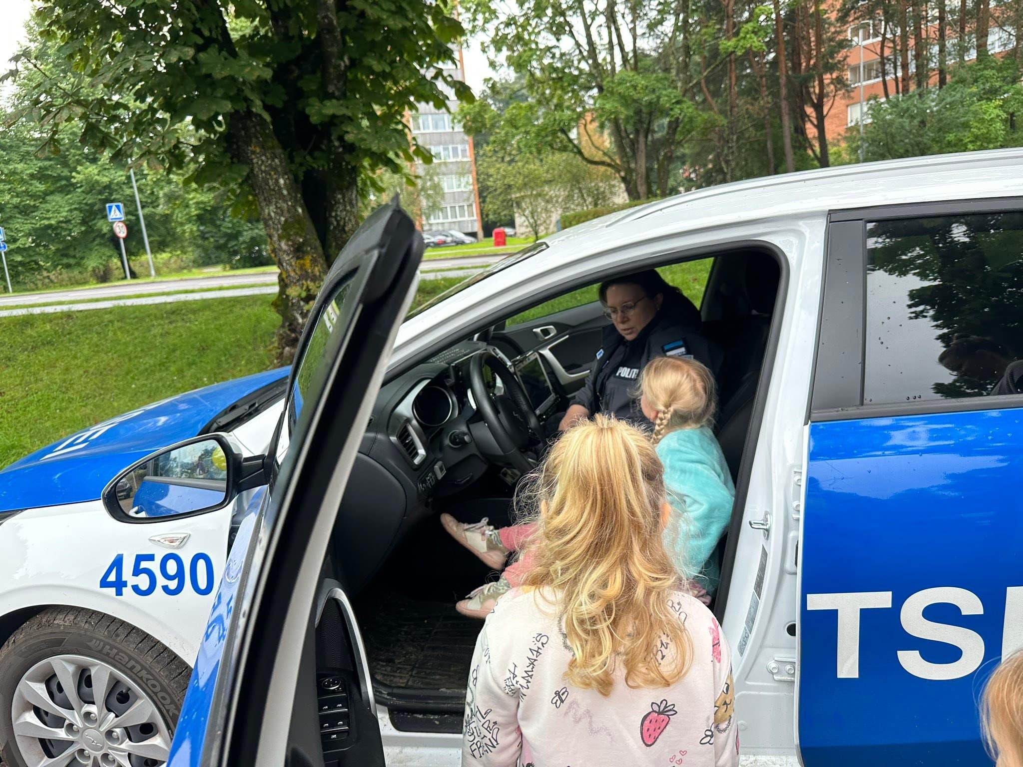 A large family day took place near Narva-Jõesuu school - 5